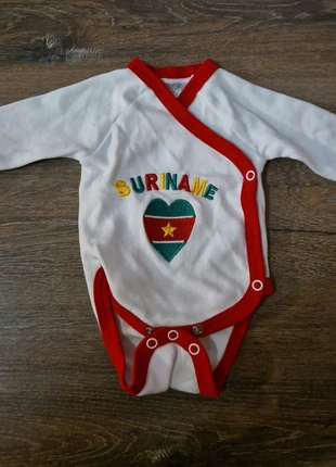 Rompertje, merk: Petit Villain, staat: Goed, maat: 1-3 maanden / 56 cm, € 2,00, € 2,80 inclusief Kopersbescherming