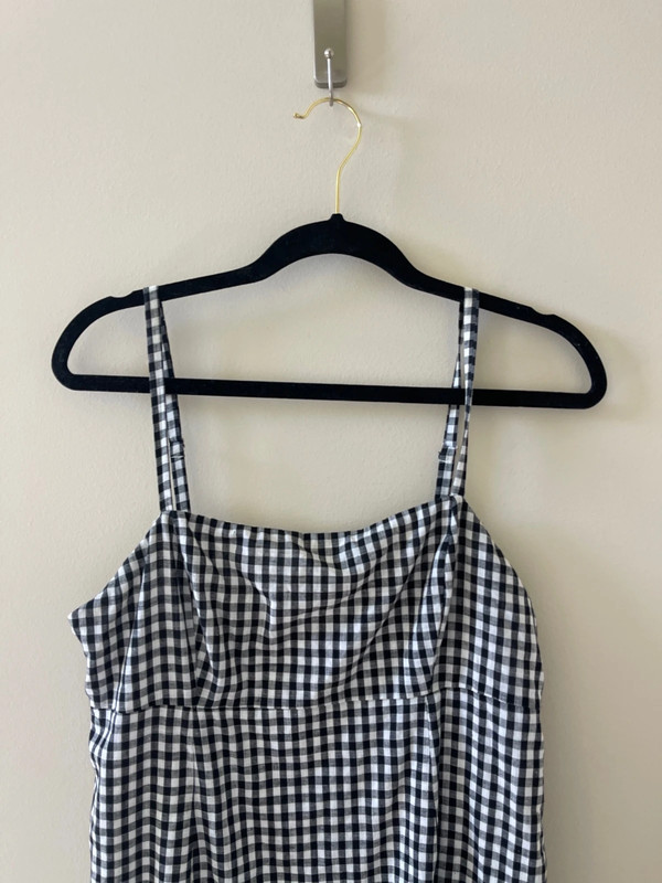 Urban outfitters brand gingham mini dress 2