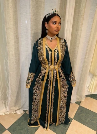 Takchita verte avec accessoire, marque: Fait Main, état: Très bon état, taille: M / 38 / 10, 100,00 €, 105,70 € Protection acheteurs incluse