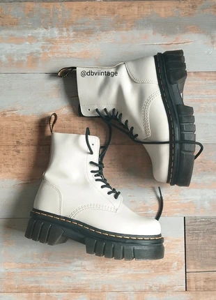 Dr.martens plateforme boots bottines Chuncky audrick taille 38 comme neuve, marca: Dr. Martens, estado: Muito bom, tamanho: 38, €95.00, €100.45 inclui Proteção do Comprador Pro