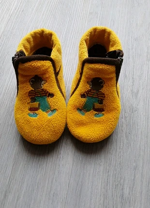 Chausson winnie l' ourson 21, brand: Winnie The Pooh, condition: Good, size: 21, €1.00, €1.75 includes Buyer Protection