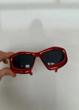 🟥Bombato metallic frame red space y2k unisex mood sport sunglasses 🟥, merk: Vintage Dressing, staat: Heel goed, € 13,99, € 15,39 inclusief Kopersbescherming