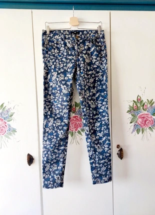 Pantalón vaquero estampado / Jean imprimé, marca: H&M, estado: Muy bueno, tamaño: XL / 42 / 14, 8,00 €, 9,10 € Protección al comprador incluida