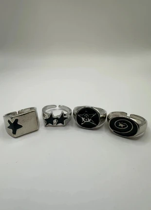 Lot de 4 bagues, brand: CHROME, condition: Very good, size: Adjustable, €11.99, €13.29 includes Buyer Protection Pro