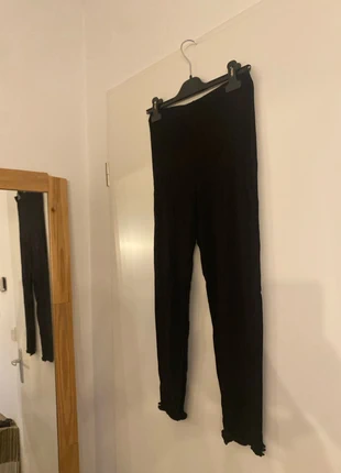 🌸 Legging noir Nina Kalio, taille 40 très bon état 🌸, marca: Nina Kalio, estado: Muy bueno, tamaño: L / 40 / 12, 1,90 €, 2,70 € Protección al comprador incluida