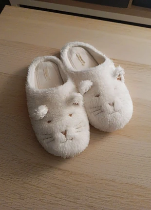 Chausson chat, marque: Etam, état: Très bon état, taille: 36, 5,00 €, 5,95 € Protection acheteurs incluse