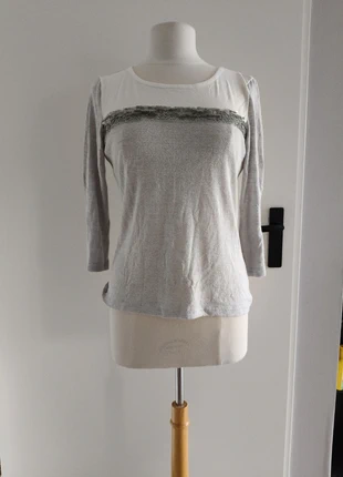 Grijs witte t shirt met driekwart mouw, merk: Airfield, staat: Heel goed, maat: L / 40 / 12, € 8,00, € 9,10 inclusief Kopersbescherming