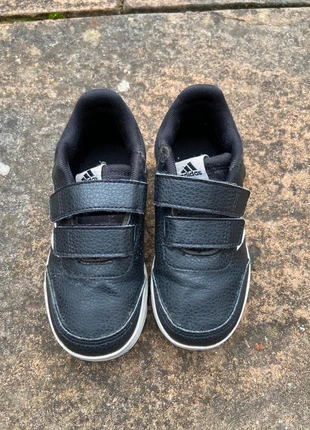 Boys Adidas Trainers, brand: adidas, condition: Good, size: 10 child | EU 28, £5.00, £5.70 includes Buyer Protection