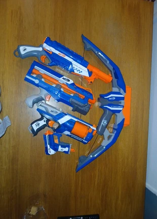 Lot nerf n-strike elite, marke: NERF, zustand: Gut, größe: Einheitsgröße, 40,00 €, 42,70 € inklusive Vinted-Käuferschutz