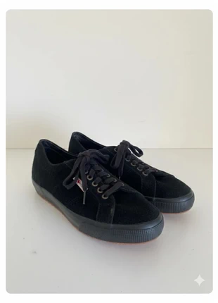 Baskets Superga Noires Daim Semelle Épaisse Taille 39, marke: Superga, zustand: Sehr gut, größe: 39, 25,00 €, 26,95 € inklusive Vinted-Käuferschutz