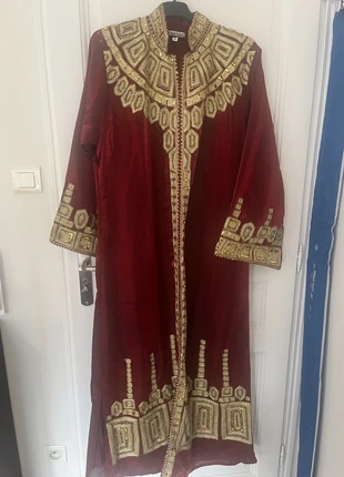 Caftan perlé neuf, brand: Inconnu, condizioni: Nuovo senza cartellino, taglia: XXL / IT 48 / EU 44, €30.00, €32.20 include la Protezione acquisti