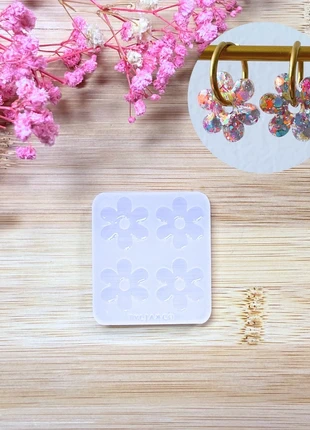 Moule pampilles fleur 6 pétales 20mm, marke: tyliaandco, zustand: Neu, mit Etikett, größe: Frühchen, bis 44, 10,50 €, 11,73 € beinhaltet Vinted-Käuferschutz Pro