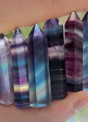 Prachtige Fluoriet punten edelstenen punt verzameling toren natuursteen edelsteen mineralen, état: Neuf sans étiquette, 7,50 €, 8,58 € Protection acheteurs incluse