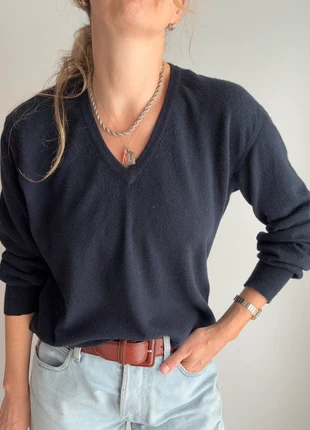 Maglioncino leggero vintage in puro cashmere. Pull bleu en cachemire., marque: Vintage Dressing, état: Très bon état, taille: Taille unique, 39,00 €, 41,65 € Protection acheteurs (Pro) incluse
