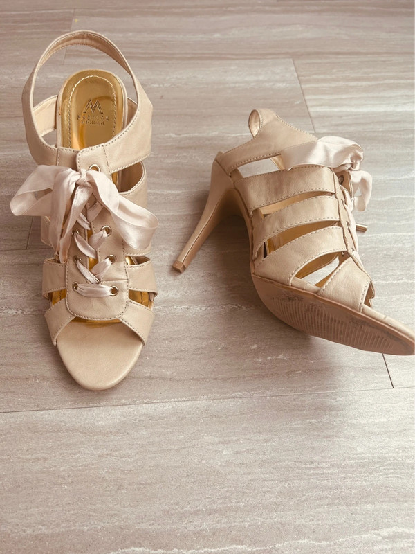 Madison by Shoedazzle “Sweetheart” Cream Beige Lace Up Heels | Size 10 1