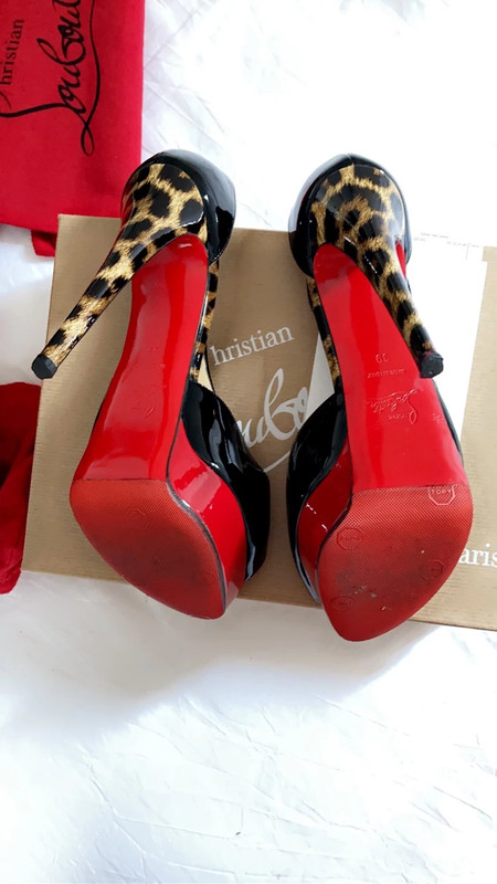 Sandales noires Christian Louboutin Vinted