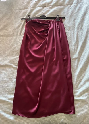 Gonna in Raso con drappeggio, marque: Intrend, état: Neuf sans étiquette, taille: L / 40 / 12, 50,00 €, 53,20 € Protection acheteurs incluse