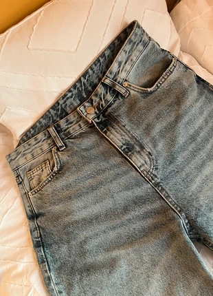 Jean évasé , condizioni: Nuovo senza cartellino, taglia: L / IT 44 / EU 40, €10.00, €11.20 include la Protezione acquisti