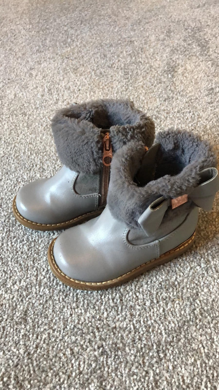 Childrens ted 2025 baker boots