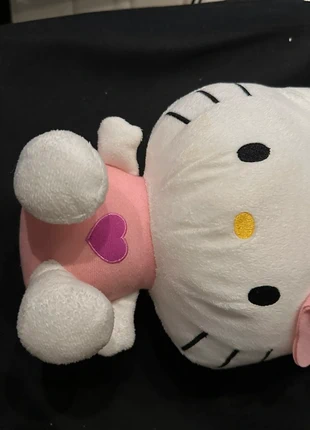 Peluche Hello Kitty en très bon état, brand: Hello Kitty, condition: Very good, size: One size, €3.00, €3.85 includes Buyer Protection
