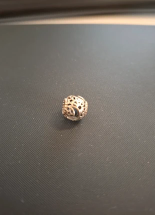 Charm openwork sole stelle e luna, marque: Pandora, état: Neuf sans étiquette, 10,00 €, 11,20 € Protection acheteurs incluse