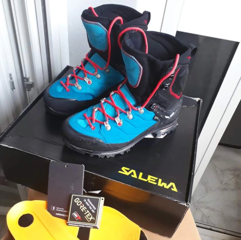 Salewa scarponi ramponabili discount