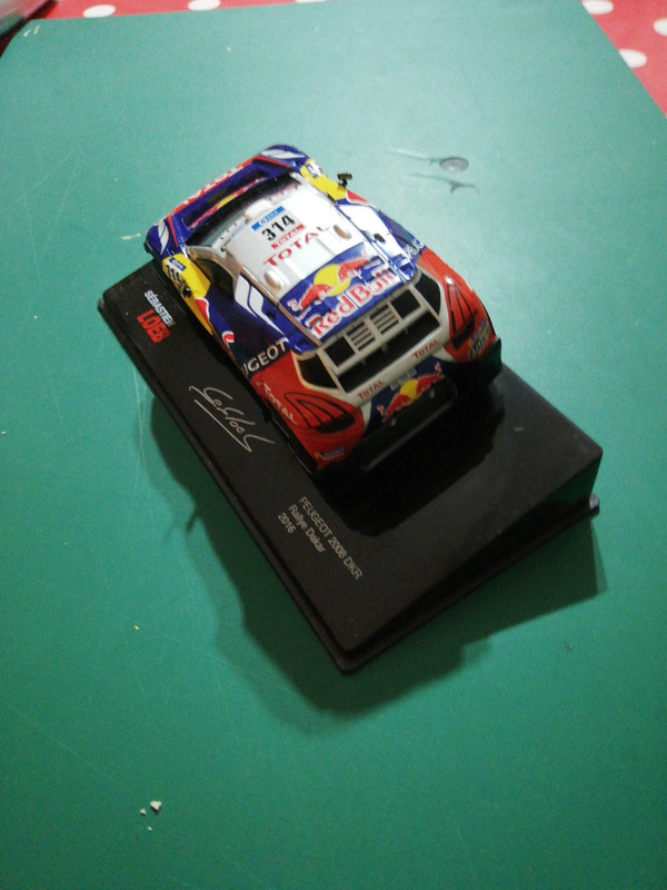 Peugeot 2008 miniature sales