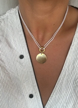 Collier doré ajustable en acier inoxydable tendance, brand: Tendance, condizioni: Ottime, €9.00, €10.15 include la Protezione acquisti Pro