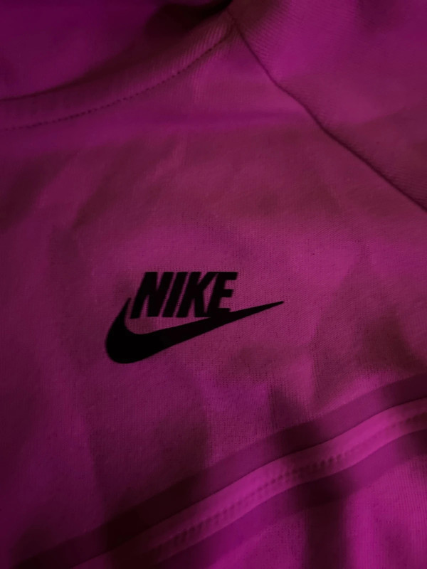 Pink Nike tech fleece  5