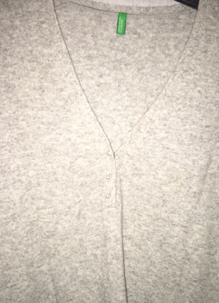 Pull détail perle, marca: United Colors of Benetton, estado: Bueno, tamaño: M / 38 / 10, 20,00 €, 21,70 € Protección al comprador incluida