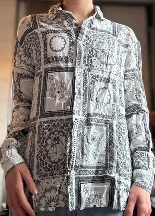 Grafische blouse, merk: Tally Weijl, staat: Goed, maat: S / 36 / 8, € 4,00, € 4,90 inclusief Kopersbescherming