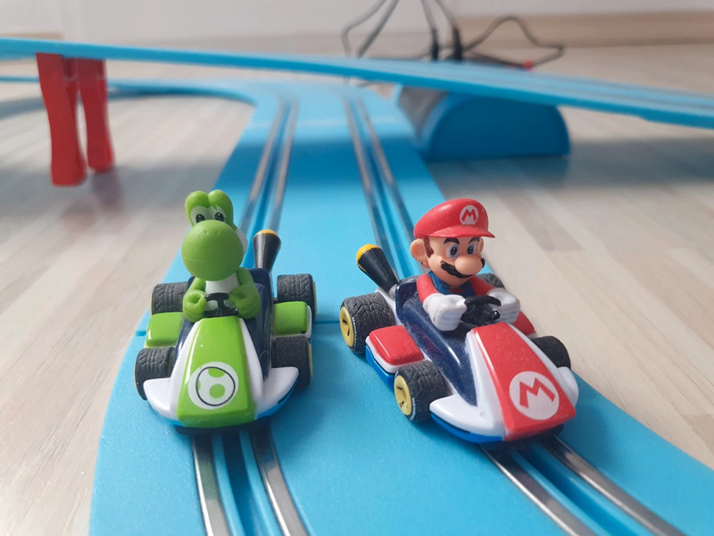 First Carrera Autobahnrennset - Mario Kart 2