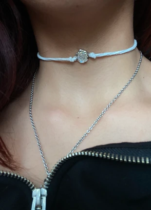 white rose necklace, marke: Punk, zustand: Neu, mit Etikett, 7,50 €, 8,58 € inklusive Vinted-Käuferschutz