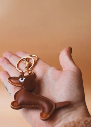 Keychain Teckel - Brown, merk: LiefsLisai, staat: Nieuw zonder prijskaartje, € 3,95, € 4,85 inclusief Kopersbescherming Pro