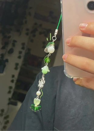 Charm de téléphone vert fleurs, marque: Handmade, état: Neuf avec étiquette, 2,00 €, 2,80 € Protection acheteurs incluse