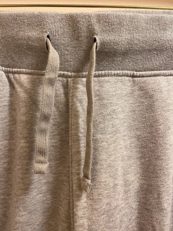 Old Navy Joggers 3