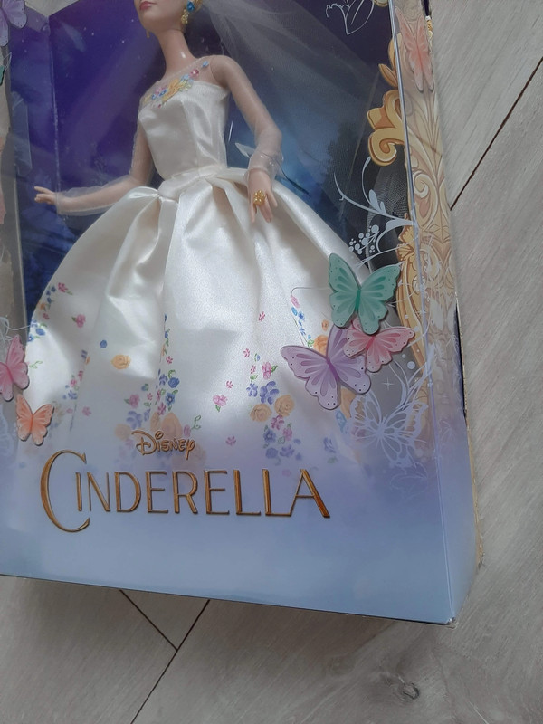 Cinderella 2015 doll sales