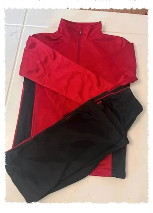 Jogging enfant 10 Ans rouge et noir sans marque Exellente Etat, brand: sans marque, condition: Very good, size: 10 years / 140 cm, €5.99, €6.99 includes Buyer Protection