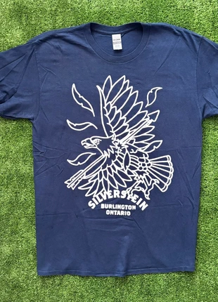 Tshirt blue navy Silverstein gildan merch official tour emo rock alternative metal, marke: Gildan, zustand: Neu, größe: L, 19,00 €, 20,65 € inklusive Vinted-Käuferschutz