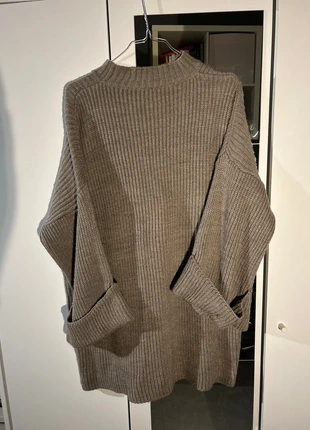 Pull en maille taupe, marque: Boutique Parisienne, état: Très bon état, taille: Taille unique, 10,00 €, 11,20 € Protection acheteurs incluse