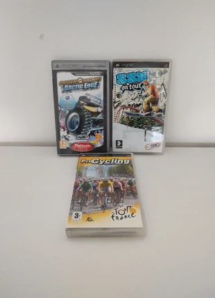 Lot de 3 jeux PSP, condizioni: Ottime, €10.00, €11.20 include la Protezione acquisti