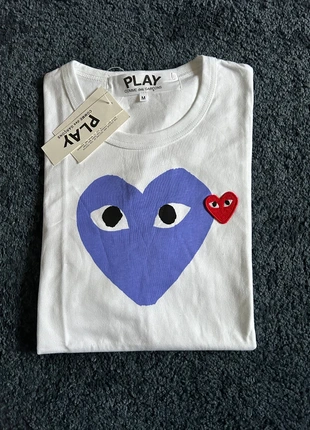 t shirt comme des garçons play violet, marque: Comme Des Garçons Play, état: Neuf avec étiquette, taille: M, 25,00 €, 26,95 € Protection acheteurs incluse