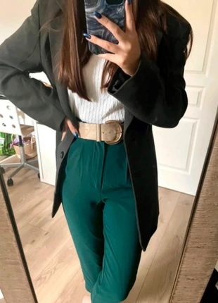 Pantalon vert, marque: Stradivarius, état: Très bon état, taille: S / 36 / 8, 5,00 €, 5,95 € Protection acheteurs incluse