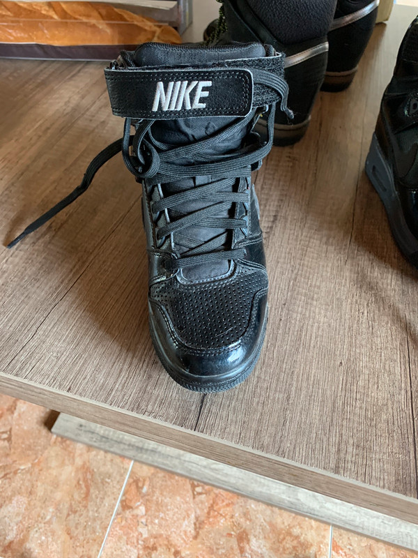 Nike air revolution Vinted