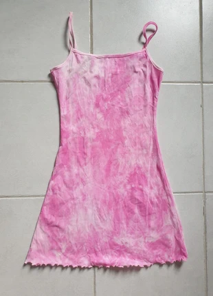 Leuk, roze tiedye-jurkje, estado: Muito bom, tamanho: Tamanho único, €3.00, €3.85 inclui Proteção do Comprador