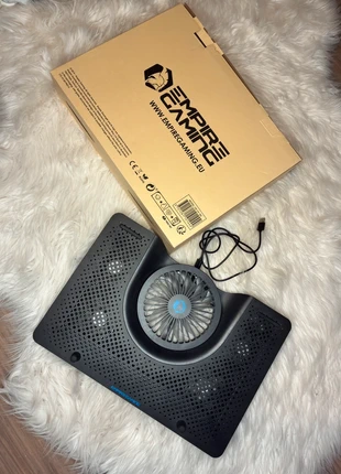 Refroidisseur PC Portable Empire Gaming RGB, marke: Empire Gaming, zustand: Sehr gut, 12,00 €, 13,30 € inklusive Vinted-Käuferschutz
