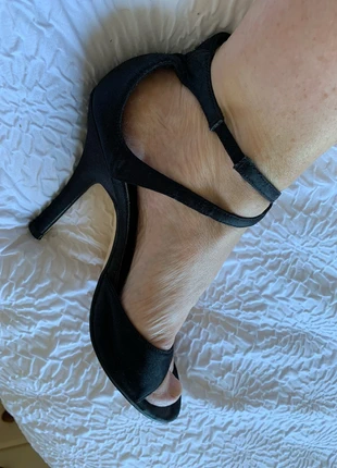 Size 5 Black sandals, brand: not known, condition: Very good, size: 5, £2.50, £3.33 includes Buyer Protection