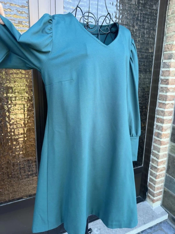 Robe Bleu-Verte Manches Longues Bouffantes - photo numéro 8