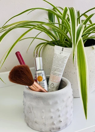 Pot rangements maquillage | crayons | pinceaux, gris en béton, marque: Beton, état: Très bon état, 7,00 €, 8,05 € Protection acheteurs (Pro) incluse