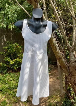 Robe Blanche Jennyfer , marca: Jennyfer, estado: Bueno, tamaño: M / 38 / 10, 8,70 €, 9,84 € Protección al comprador incluida